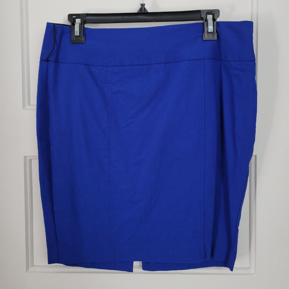 Maurices Blue Pencil Skirt. Size 9/10